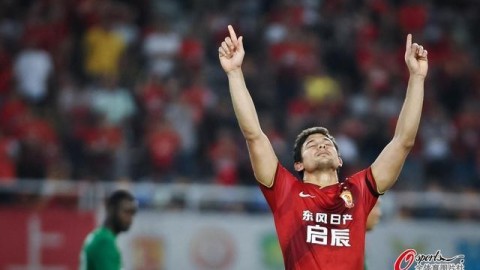 中超传奇“埃神”艾克森：归化国脚退役生活曝光，36岁忍不住喊话想回中国